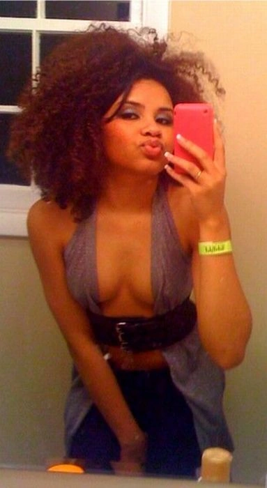 Дівчата та Apple iPhone (67 фото) – фото 34