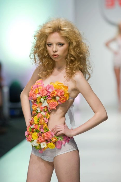 Демонстрація нижньої білизни (45 фото) – фото 42