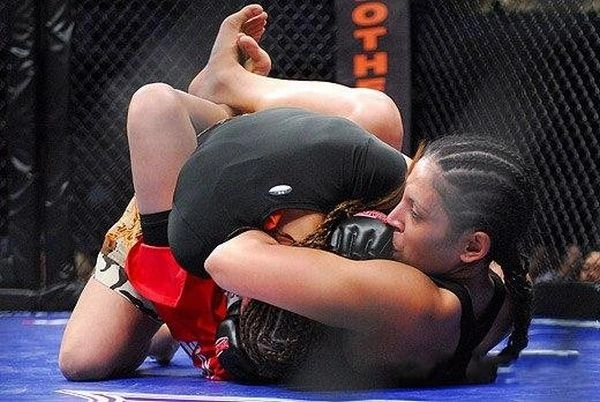 Учасниці боїв зі змішаних єдиноборств (69 фото) – фото 28