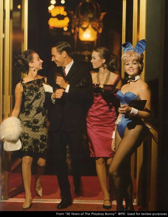 Зайчики Playboy 50 років тому і зараз (59 фото) – фото 49