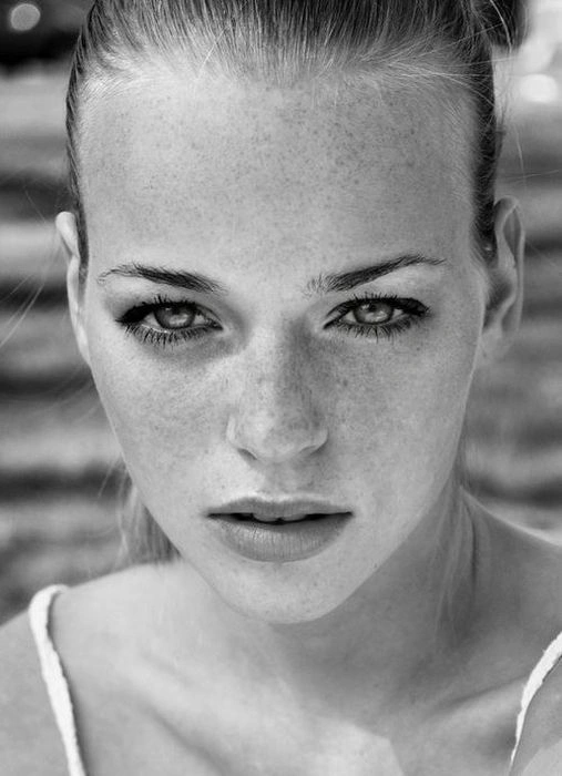 Прекрасні фотографії жінок (131 фото) – фото 14