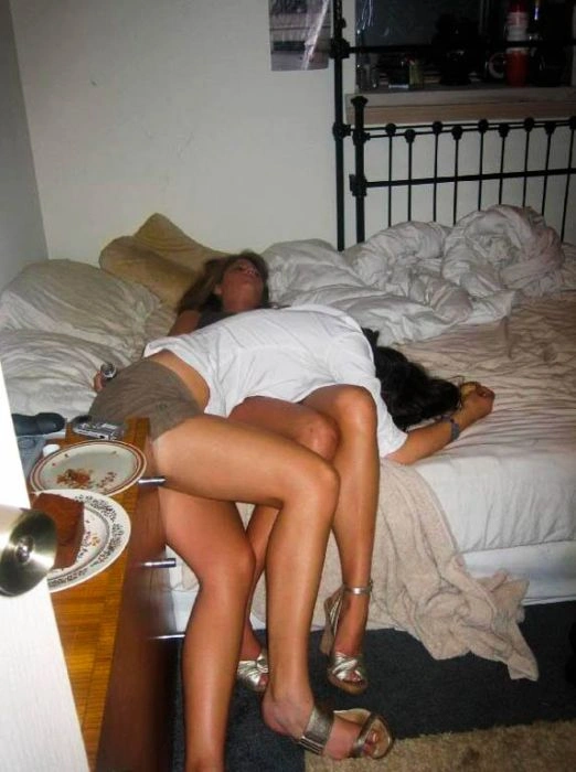 Трішки випивши дівчата (86 фото) – фото 35