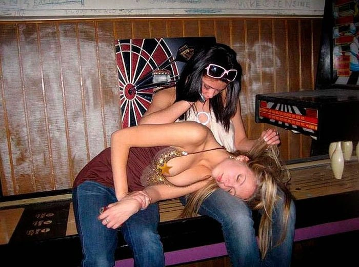 Трішки випивши дівчата (86 фото) – фото 36