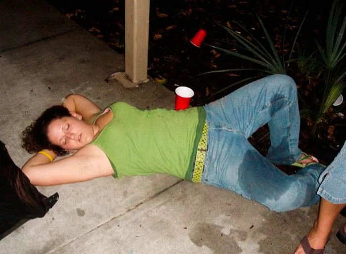 Трішки випивши дівчата (86 фото) – фото 43