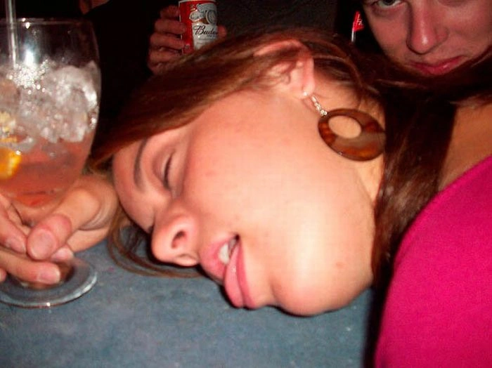 Трішки випивши дівчата (86 фото) – фото 57