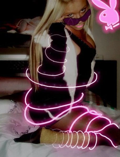 Учениці, які цілуються (43 фото) – фото 11