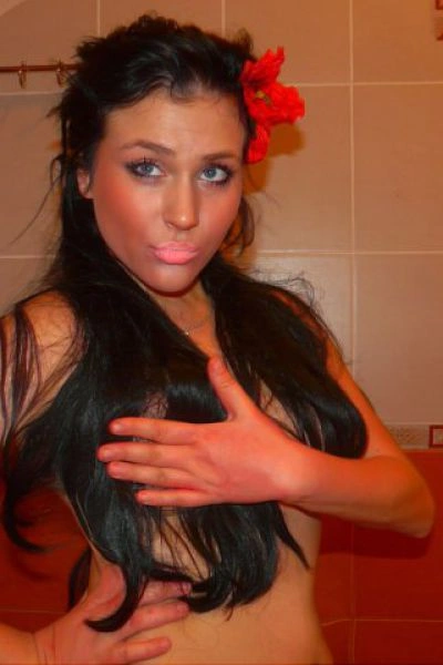 Учениці, які цілуються (43 фото) – фото 22