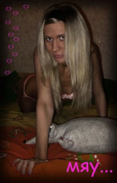 Учениці, які цілуються (43 фото) – фото 28