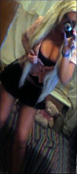 Учениці, які цілуються (43 фото) – фото 36