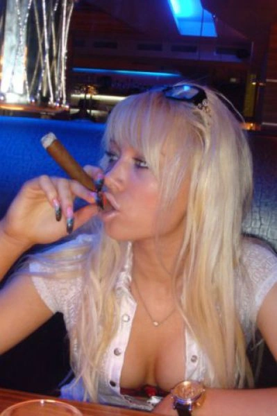 Учениці, які цілуються (43 фото) – фото 37