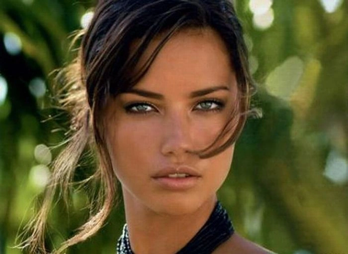 25 найкрасивіших моделей Victoria Secret з 1977 року (25 фото) – фото 25