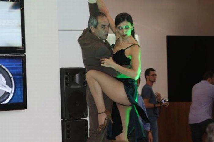 Дівчата з автосалону (90 фото) – фото 23