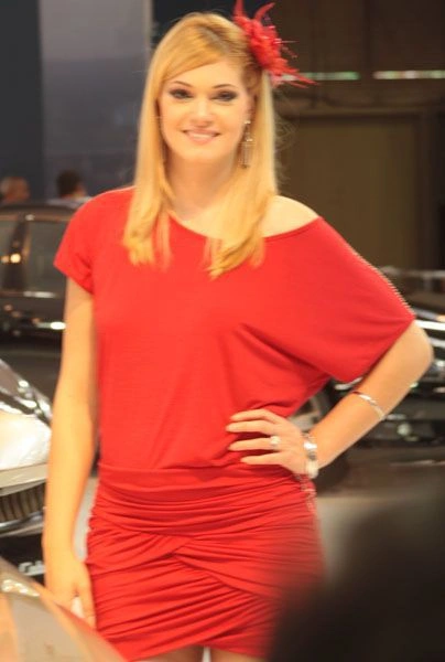 Дівчата з автосалону (90 фото) – фото 64