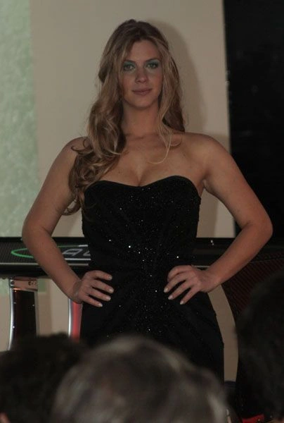 Дівчата з автосалону (90 фото) – фото 76