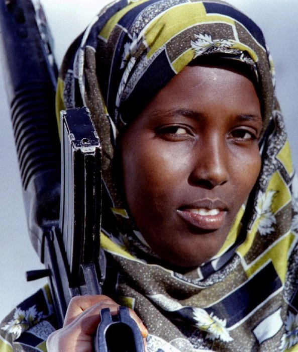 Дівчата в військовій формі (30 фото) – фото 28