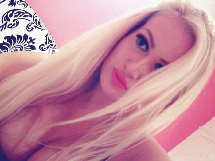 Дівчина, що заманічена красою ляльки Барбі (25 фото) – фото 24