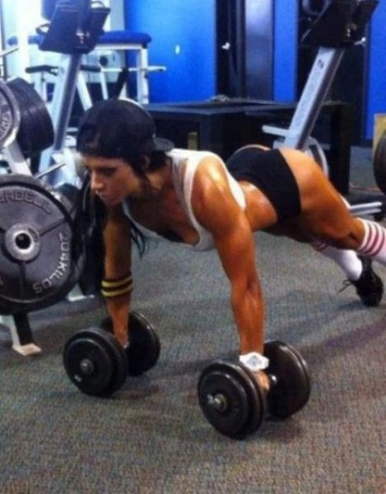 Стрункі дівчата, які дбають про своє тіло (72 фото) – фото 32