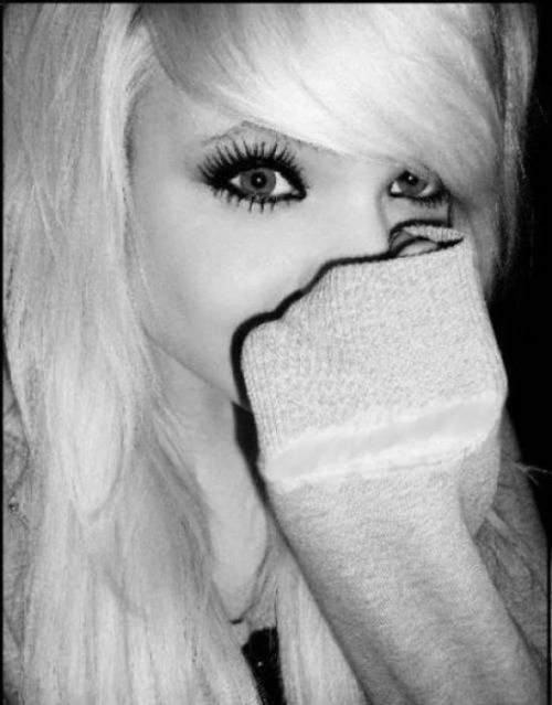 Привабливі та незвичайні дівчата емо (40 фото) – фото 3