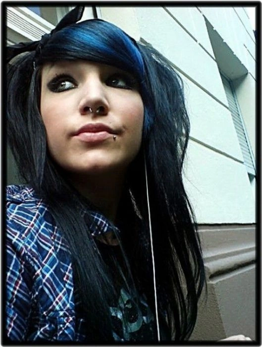 Привабливі та незвичайні дівчата емо (40 фото) – фото 4