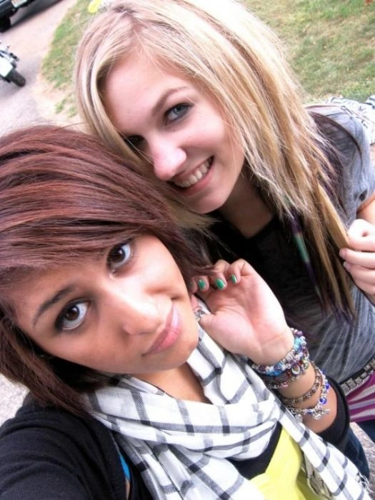 Привабливі та незвичайні дівчата емо (40 фото) – фото 16