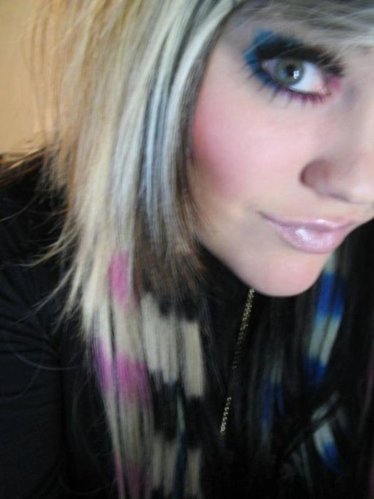 Привабливі та незвичайні дівчата емо (40 фото) – фото 17