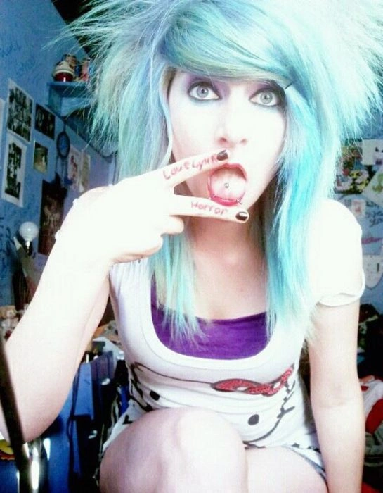 Привабливі та незвичайні дівчата емо (40 фото) – фото 22