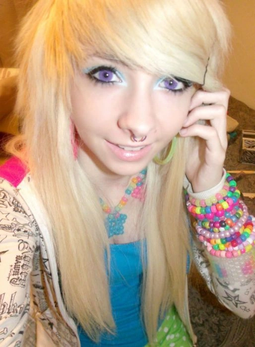 Привабливі та незвичайні дівчата емо (40 фото) – фото 23