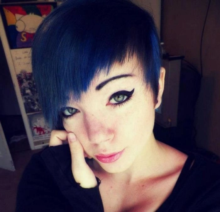 Привабливі та незвичайні дівчата емо (40 фото) – фото 33