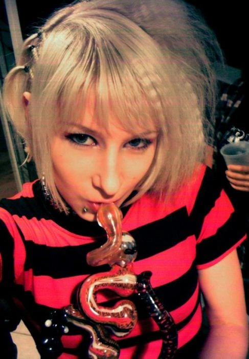 Привабливі та незвичайні дівчата емо (40 фото) – фото 35