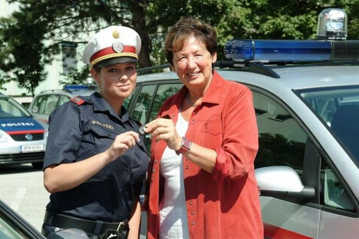 Гарні поліцейські (35 фото) – фото 19