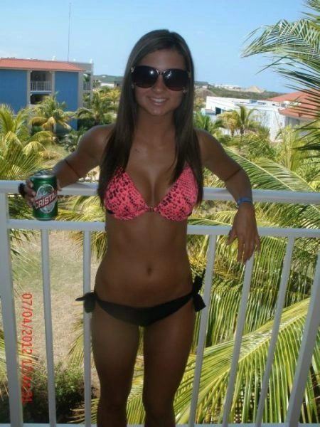 Літні дівчата в купальниках бікіні (52 фото) – фото 16