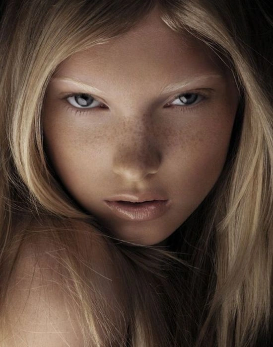 Дівчата з веснянками (115 фото) – фото 12