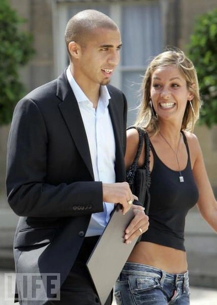 Дівчата та дружини футболістів (28 фото) – фото 10