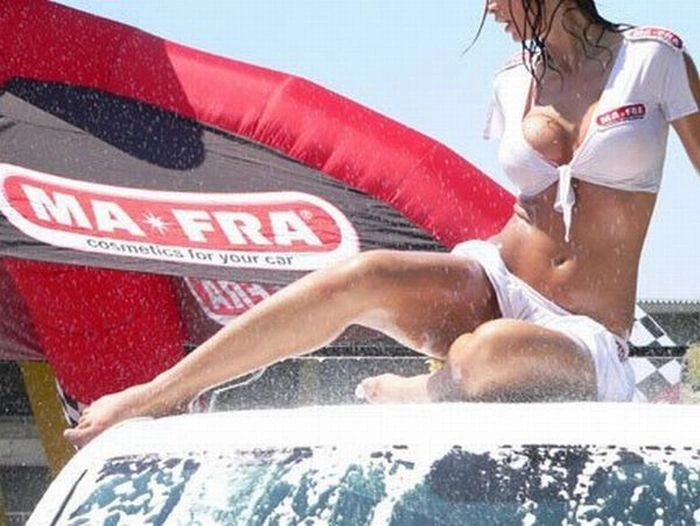 Сексуальні автомийниці (53 фото) – фото 4