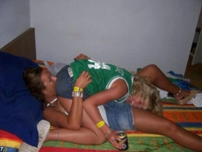 Дівчата розважаються (40 фото) – фото 14