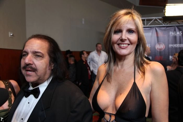 Дівчата з AVN 2010 (96 фото) – фото 62