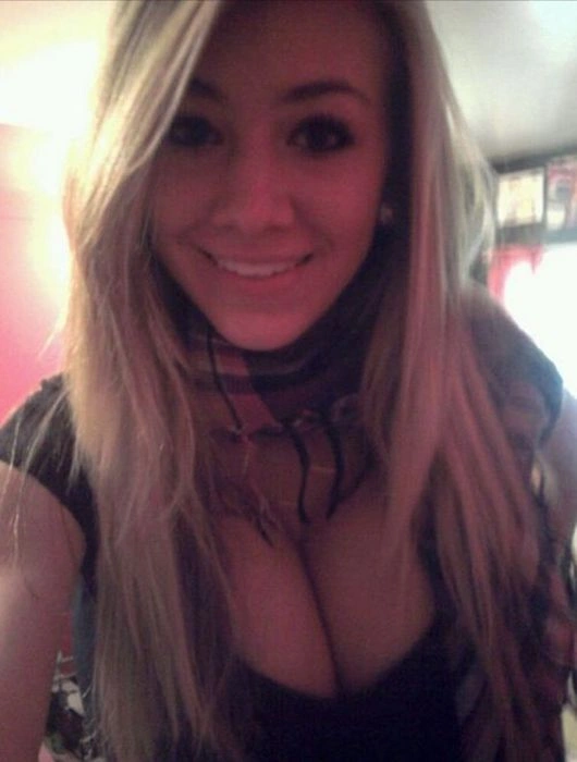 Дівчина з пабу Hooters (19 фото) – фото 5