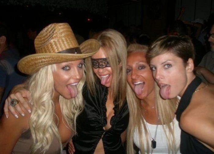 Дівчата з нічного клубу в Афінах (66 фото) – фото 9