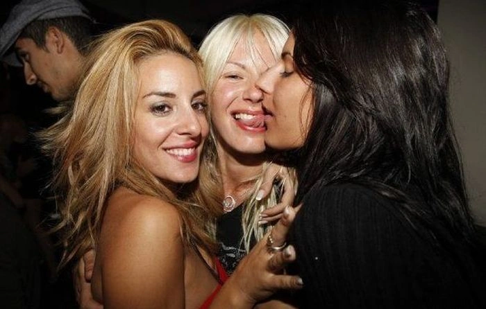 Дівчата з нічного клубу в Афінах (66 фото) – фото 16