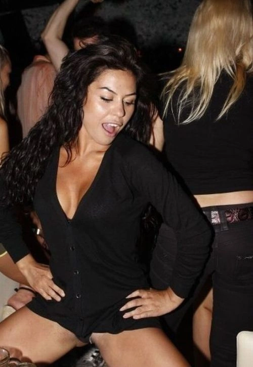 Дівчата з нічного клубу в Афінах (66 фото) – фото 33