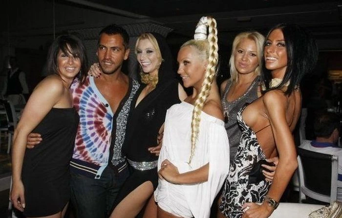 Дівчата з нічного клубу в Афінах (66 фото) – фото 45