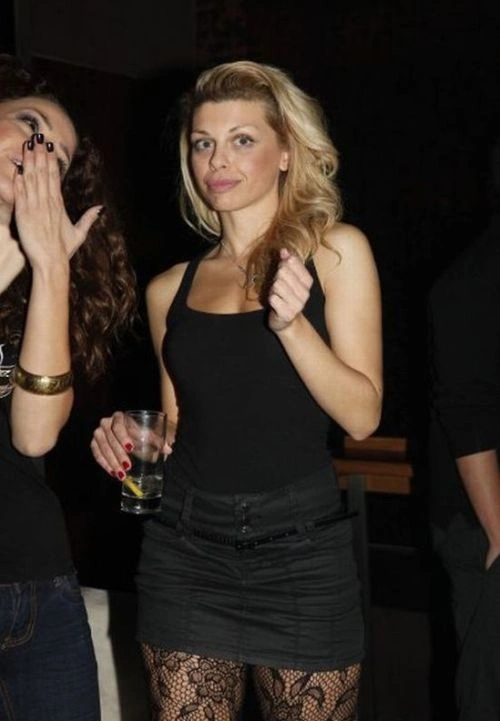 Дівчата з нічного клубу в Афінах (66 фото) – фото 59