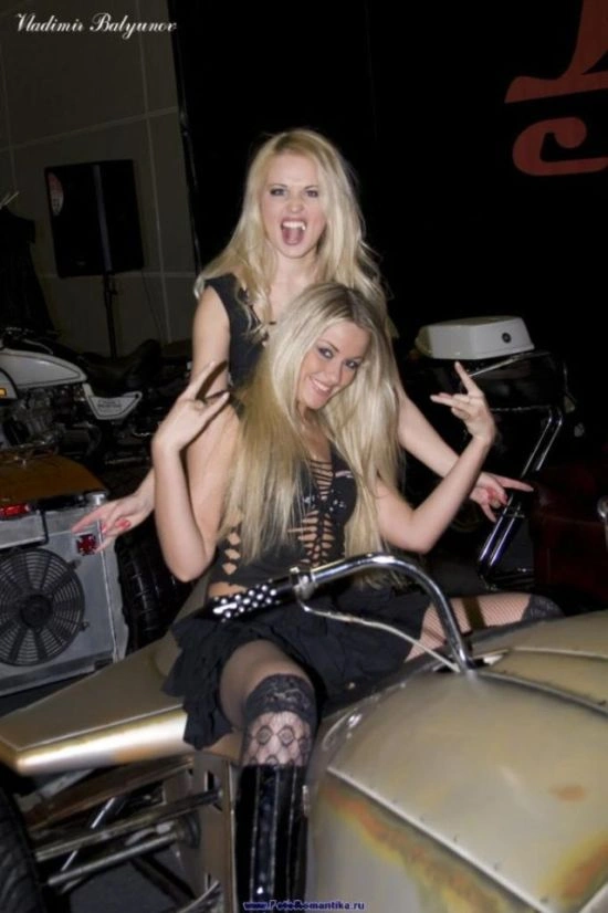 Дівчата на байк-шоу (80 фото) – фото 68