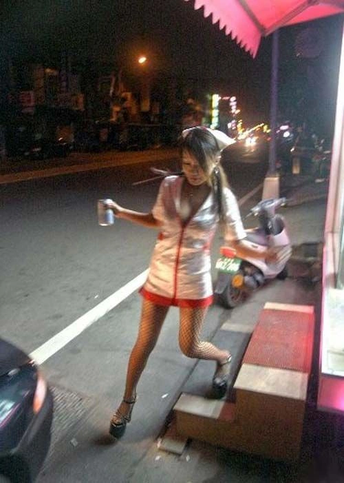 Дівчата-продавці арекового горіха на Тайвані (51 фото) – фото 3