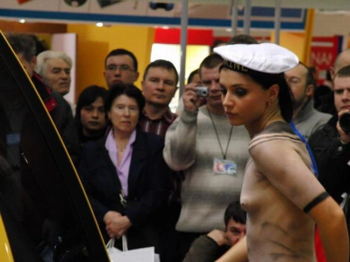 Чудова автомобільна виставка (24 фото) – фото 18