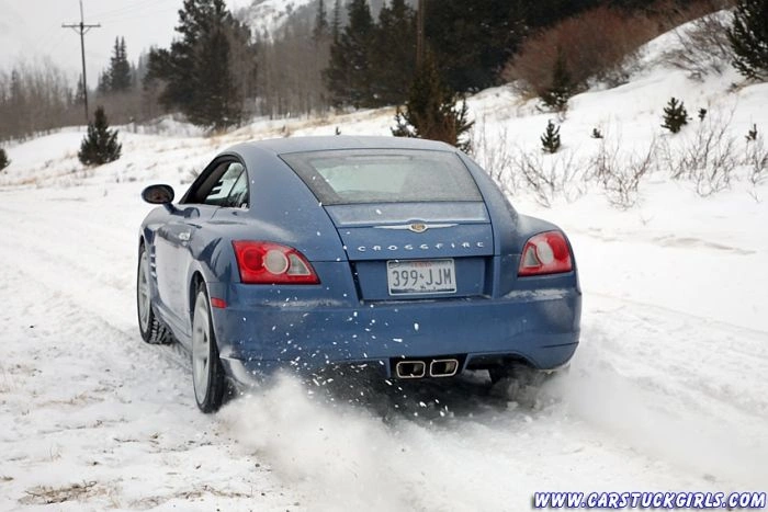 Дівчата на зимових дорогах (36 фото) – фото 8