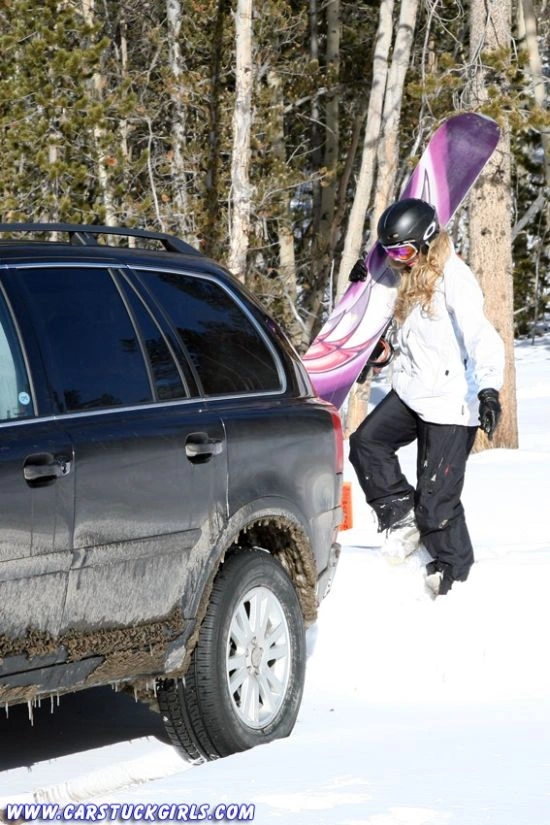 Дівчата на зимових дорогах (36 фото) – фото 30