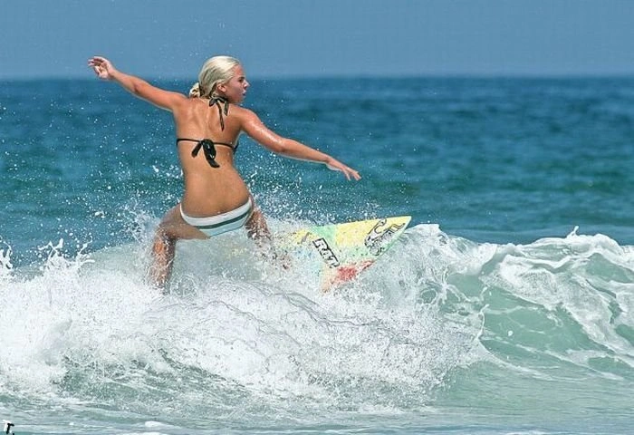 Сексуальні дівчата на дошках (34 фото) – фото 21