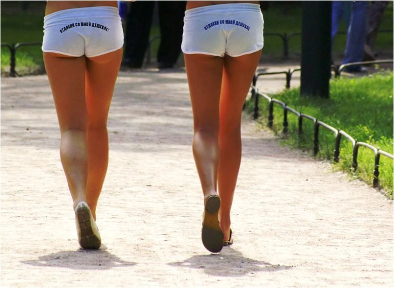 Літні дівчата (105 фотографій) – фото 69