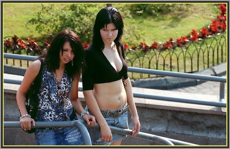 Літні дівчата (105 фотографій) – фото 82